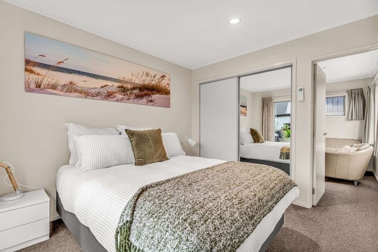 Photo of property in 10 Rena Place, Whitianga, 3510