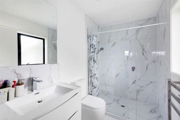 Photo of property in 23 Clonbunny Close, Rolleston, 7614