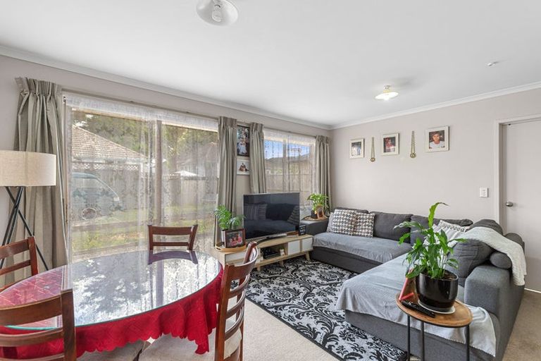 Photo of property in 96 Holland Road, Fairfield, Hamilton, 3214
