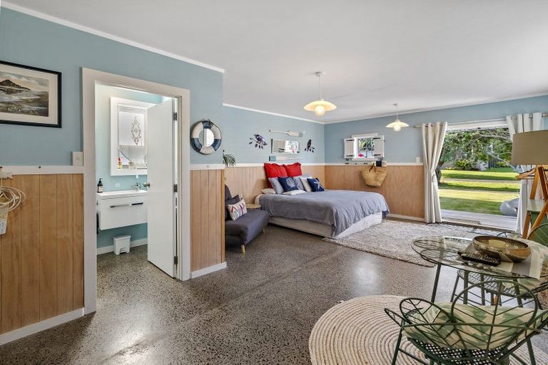 Photo of property in 403 Harbour View Road, Whangamata, 3620