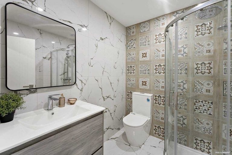 Photo of property in 4c Old Wairoa Road, Papakura, 2110