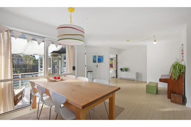 Photo of property in 6 Waiau Street, Cracroft, Christchurch, 8025