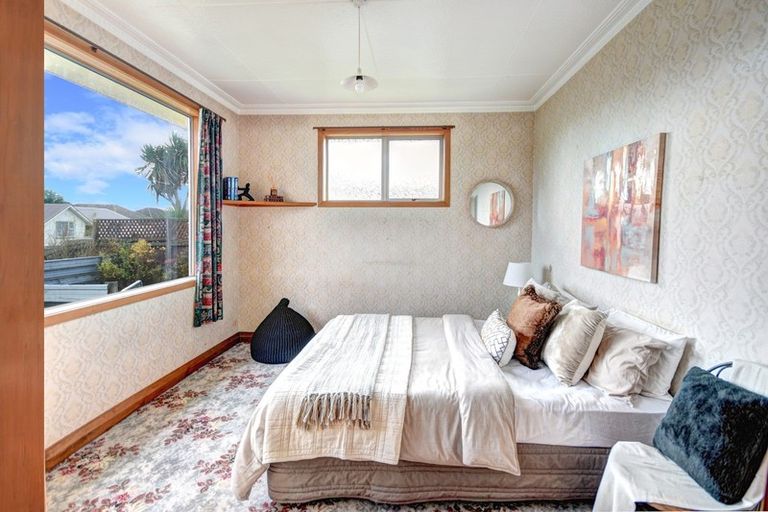 Photo of property in 17 Johnson Street, Milton, 9220