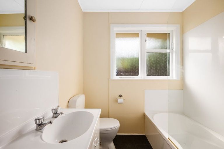 Photo of property in 20-20a Cottle Street, Avalon, Lower Hutt, 5011