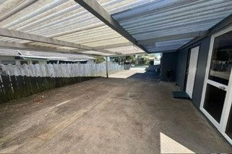 Photo of property in 6 Montego Place, Weymouth, Auckland, 2103