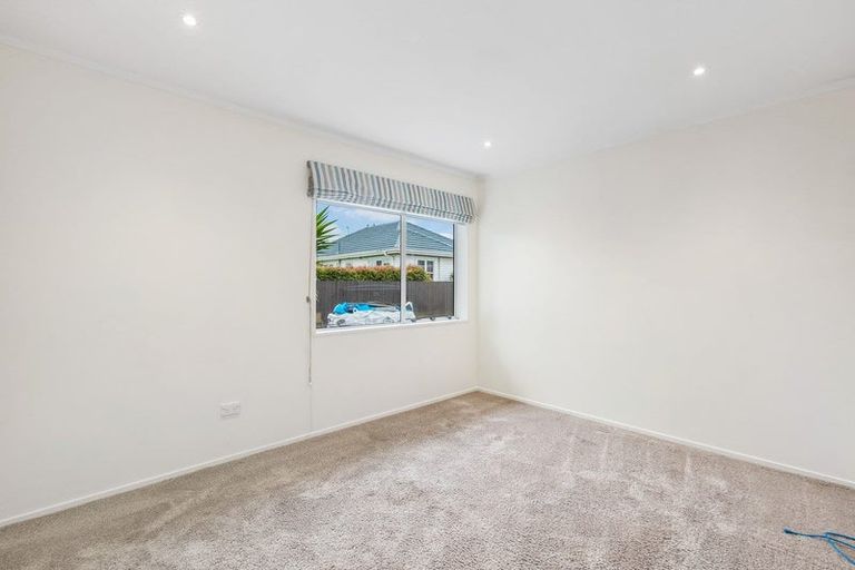 Photo of property in 2/10 Mangarata Avenue, Papatoetoe, Auckland, 2025