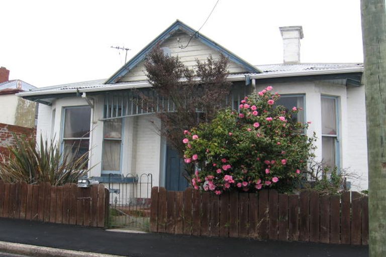Photo of property in 1 Osmond Street, South Dunedin, Dunedin, 9012