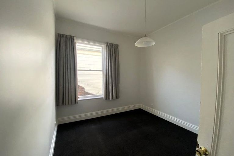 Photo of property in 131 Wallace Street, Mount Cook, Wellington, 6021
