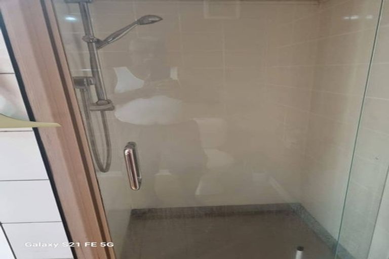 Photo of property in 10 Scenic Drive, Hillpark, Auckland, 2102