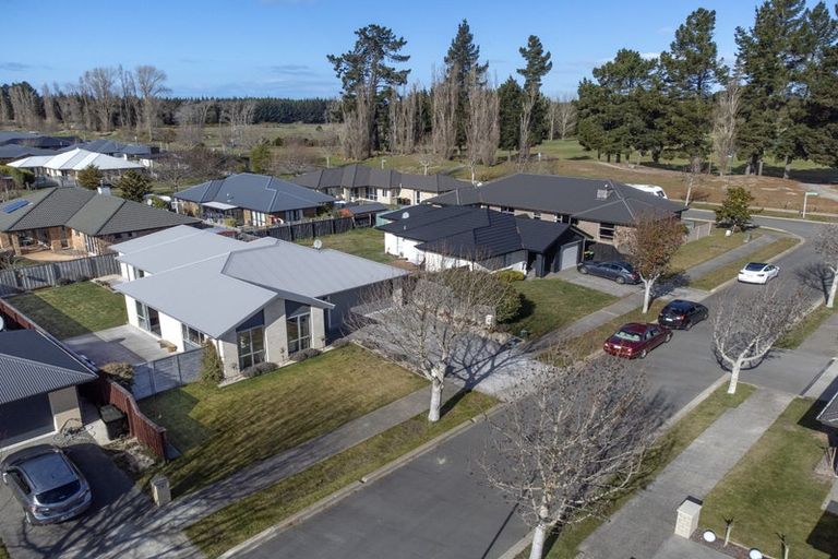 Photo of property in 6 Taniwha Street, Pegasus, 7612
