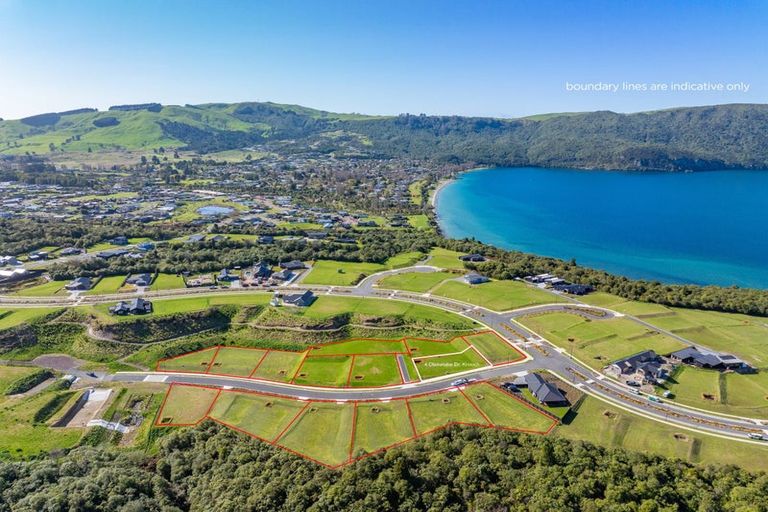 Photo of property in 4 Otaketake Drive, Kinloch, 3377