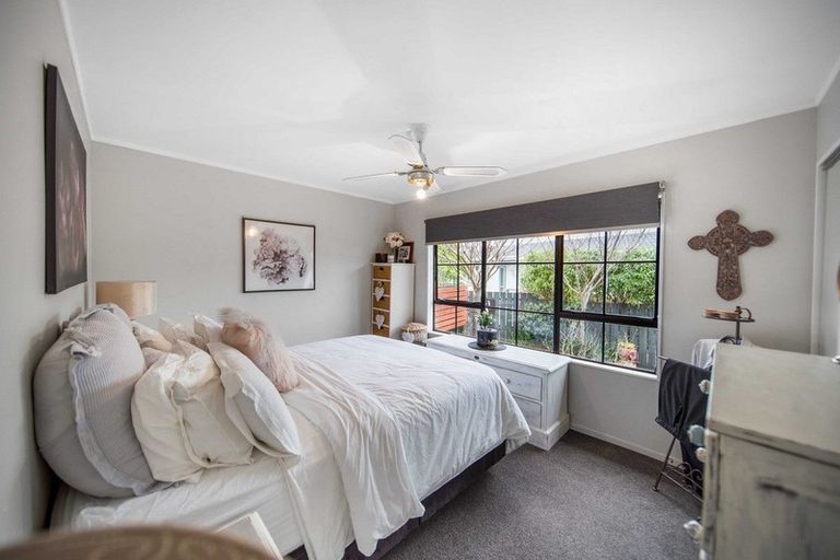 Photo of property in 30 Lorelei Place, Opaheke, Papakura, 2113