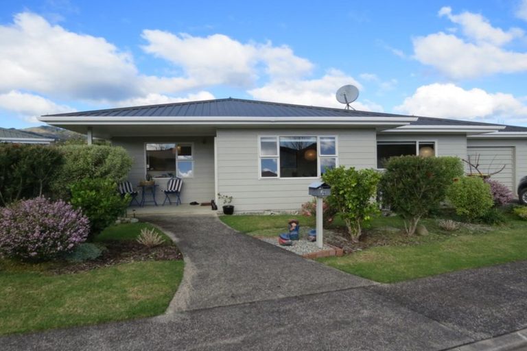 Photo of property in 4 Allman Drive, Coromandel, 3506