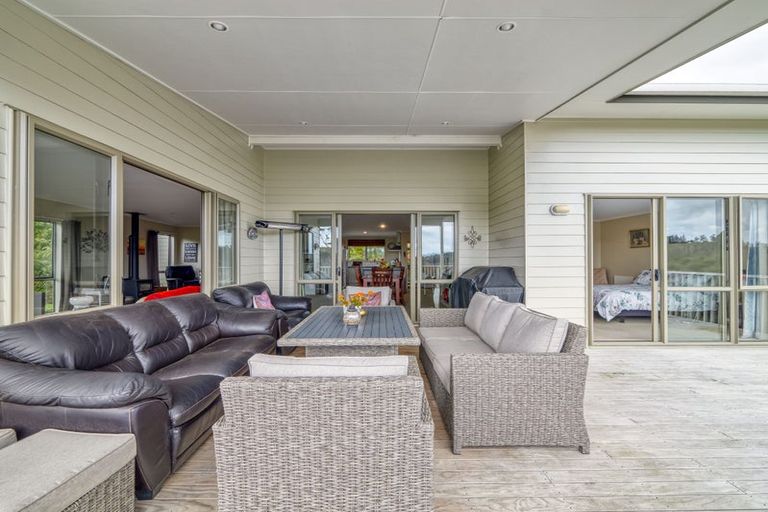 Photo of property in 15 Tikitiki Lane, Russell, 0272