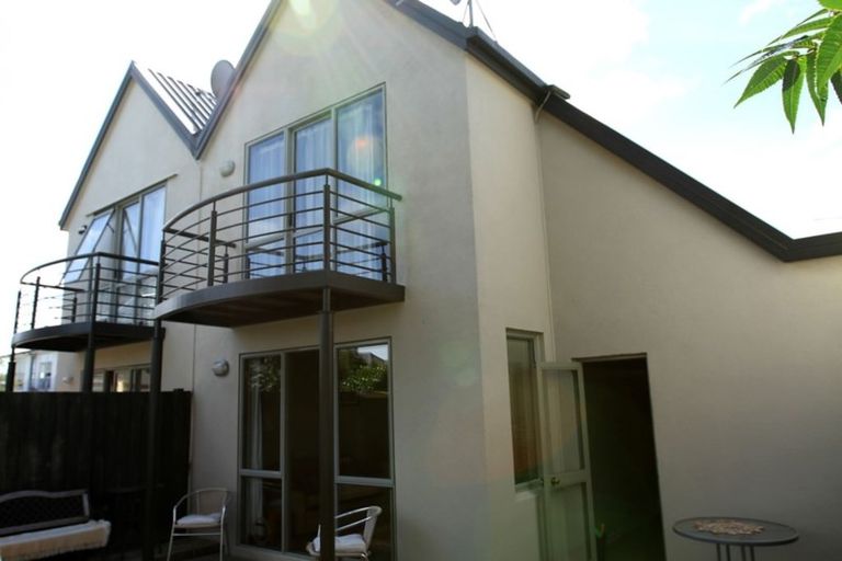 Photo of property in 4/39 Derby Street, St Albans, Christchurch, 8014