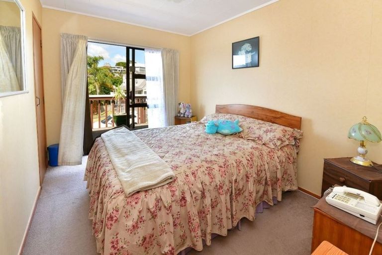 Photo of property in 55 Polkinghorne Drive, Manly, Whangaparaoa, 0930