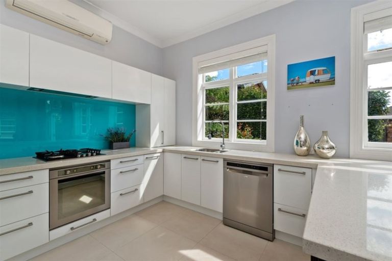 Photo of property in 116 Saint Albans Street, St Albans, Christchurch, 8014