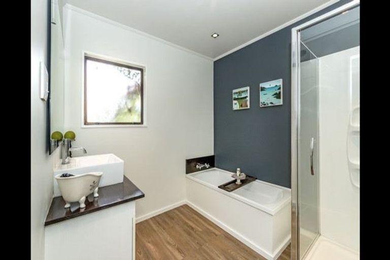 Photo of property in 35 Sefton Street, Belfast, Christchurch, 8051