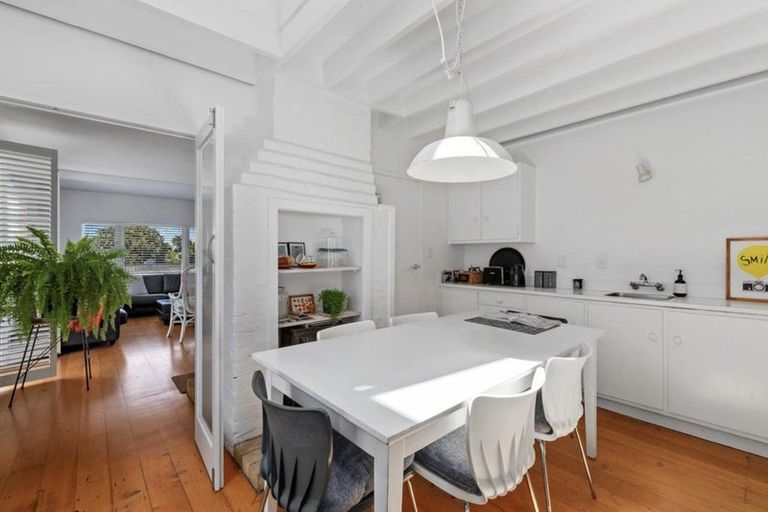 Photo of property in 16/53 Vauxhall Road, Devonport, Auckland, 0624