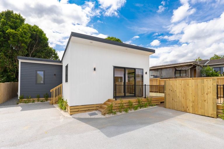 Photo of property in 4a Daphne Street, Kelston, Auckland, 0602