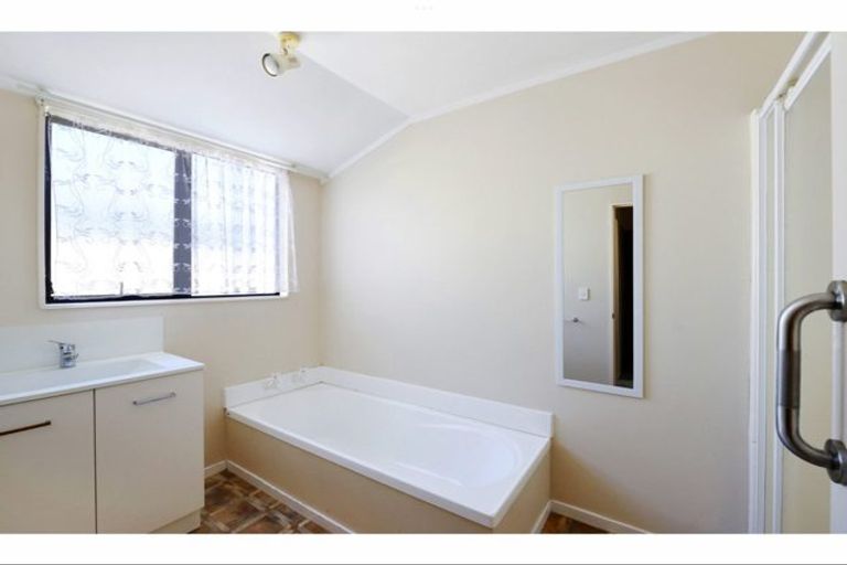 Photo of property in 56 Parkers Road, Tahunanui, Nelson, 7011