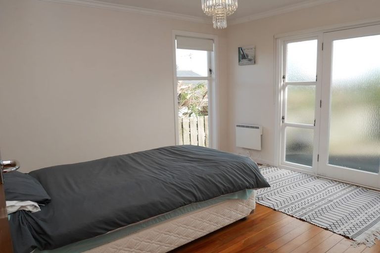 Photo of property in 27 Aorangi Road, Paraparaumu, 5032