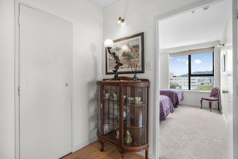 Photo of property in Hobson Court Flats, 59/70 Hobson Street, Thorndon, Wellington, 6011