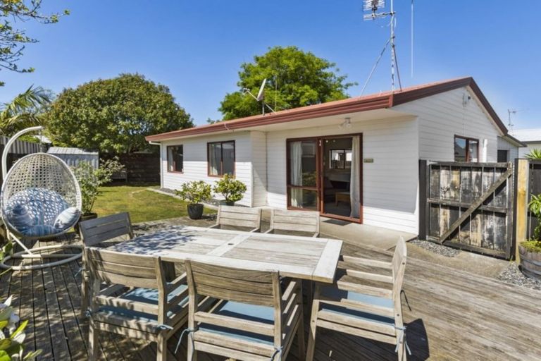 Photo of property in 10b Opal Drive, Papamoa Beach, Papamoa, 3118