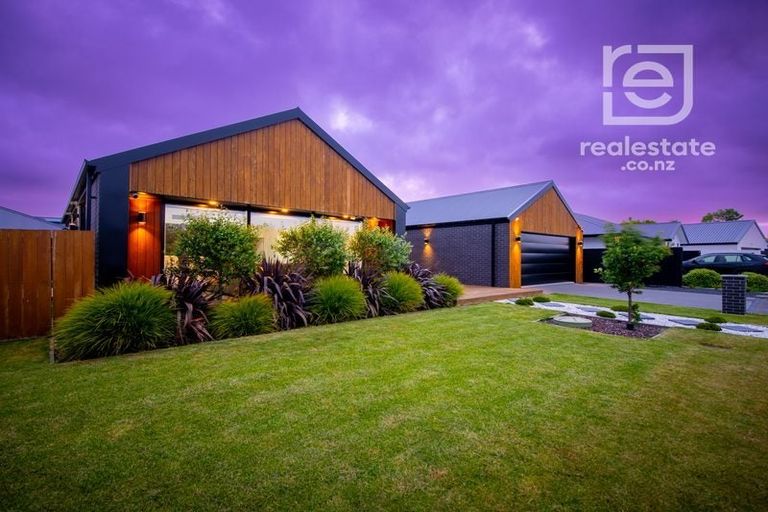 Photo of property in 14 Muirhill Street, Halswell, Christchurch, 8025