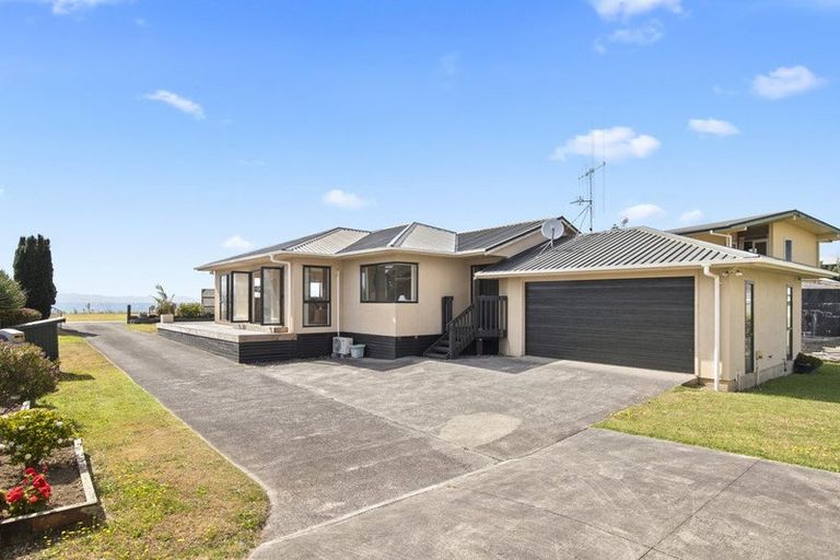 Photo of property in 915 East Coast Road, Kaiaua, Pokeno, 2473