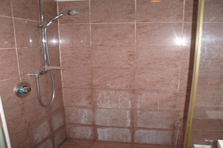 Photo of property in 5 Waiteata Road, Kelburn, Wellington, 6012