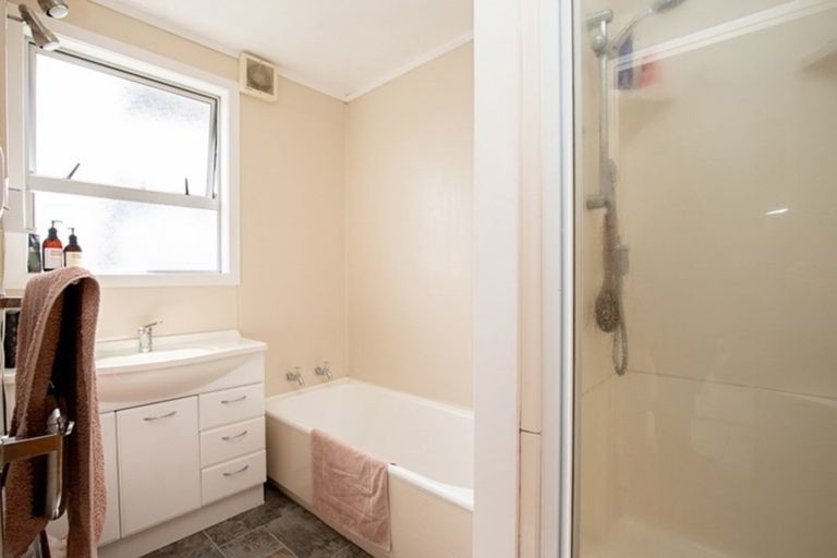 Photo of property in 4 Pinnock Place, Ngatea, 3503