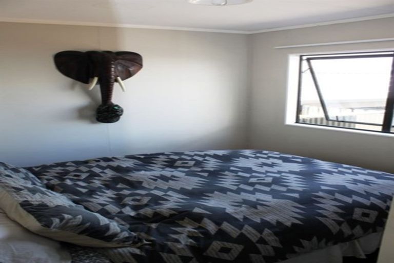 Photo of property in 2 Koe Street, Moana, 7872