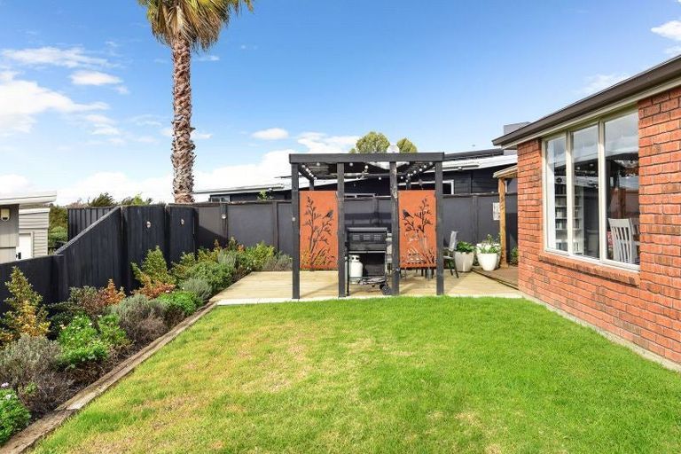 Photo of property in 16 Trinidad Place, Flagstaff, Hamilton, 3210