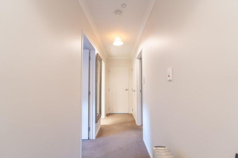 Photo of property in 215 Park Road, Hokowhitu, Palmerston North, 4410