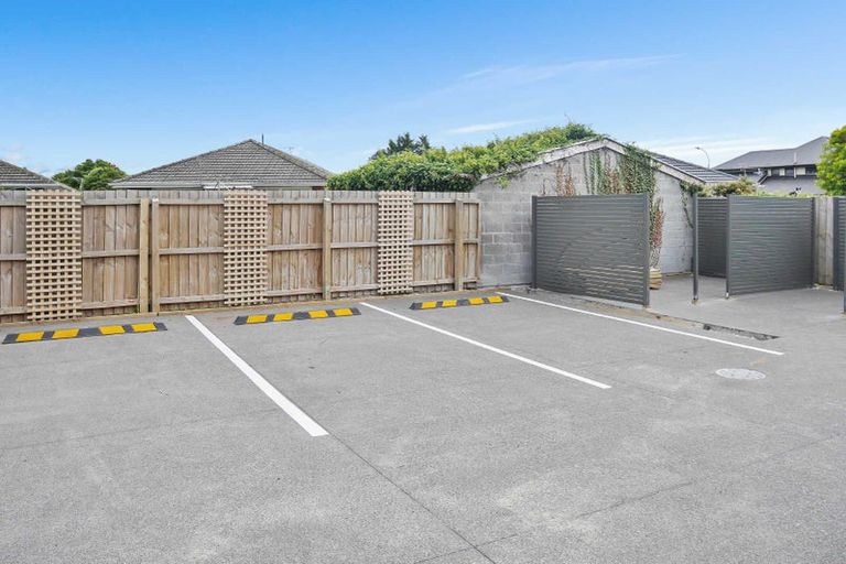 Photo of property in 4/23 Hills Road, Edgeware, Christchurch, 8013