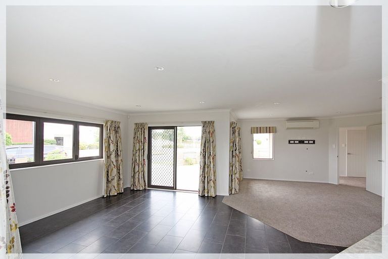 Photo of property in 30a Cook Street, Foxton, 4814