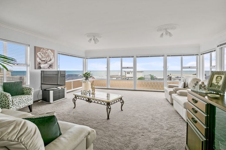 Photo of property in 6 Hamblyn Street, Strandon, New Plymouth, 4312