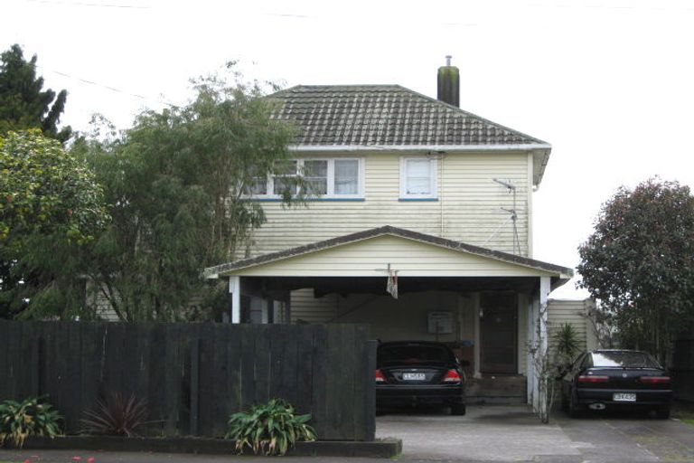 Photo of property in 16 Maranui Street, Welbourn, New Plymouth, 4310