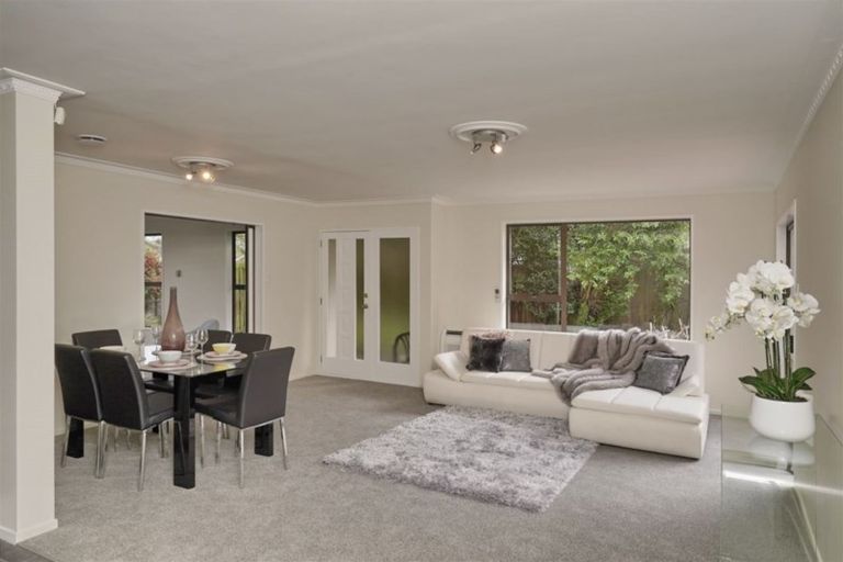 Photo of property in 8 Ridder Place, Halswell, Christchurch, 8025