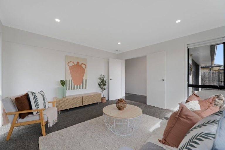 Photo of property in 5 Oka Street, Papamoa Beach, Papamoa, 3118