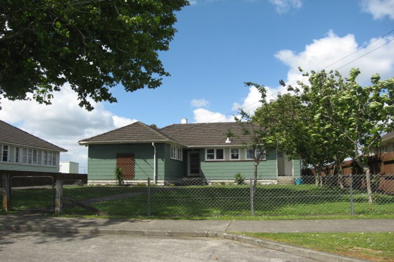 Photo of property in 34 Arimu Road, Papakura, 2110
