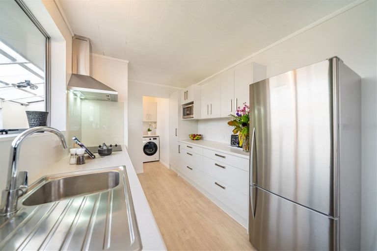 Photo of property in 12 Kentucky Street, Totara Park, Upper Hutt, 5018