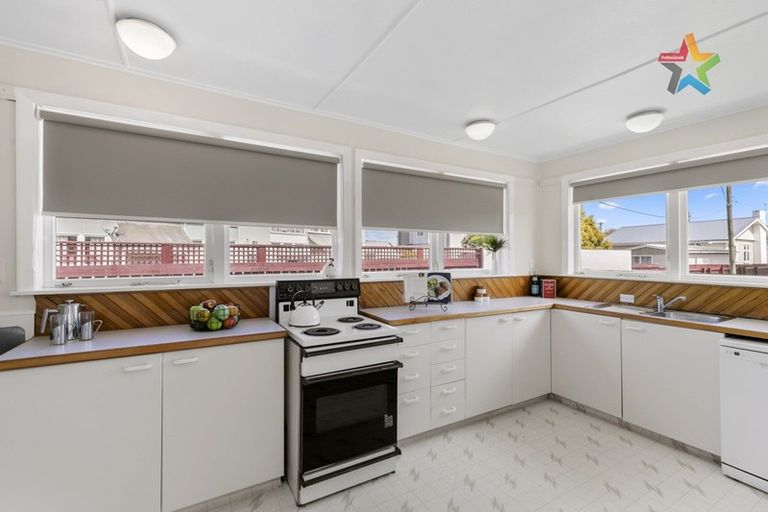 Photo of property in 340a Waiwhetu Road, Fairfield, Lower Hutt, 5011