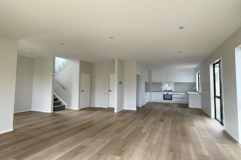 Photo of property in 3c Kaniere Place, Half Moon Bay, Auckland, 2012