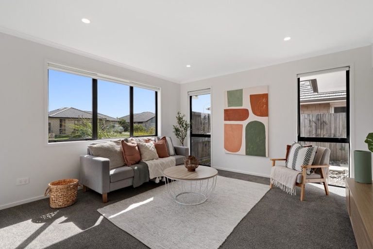 Photo of property in 5 Oka Street, Papamoa Beach, Papamoa, 3118