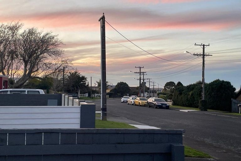 Photo of property in 84a Queens Road, Glen Avon, New Plymouth, 4312