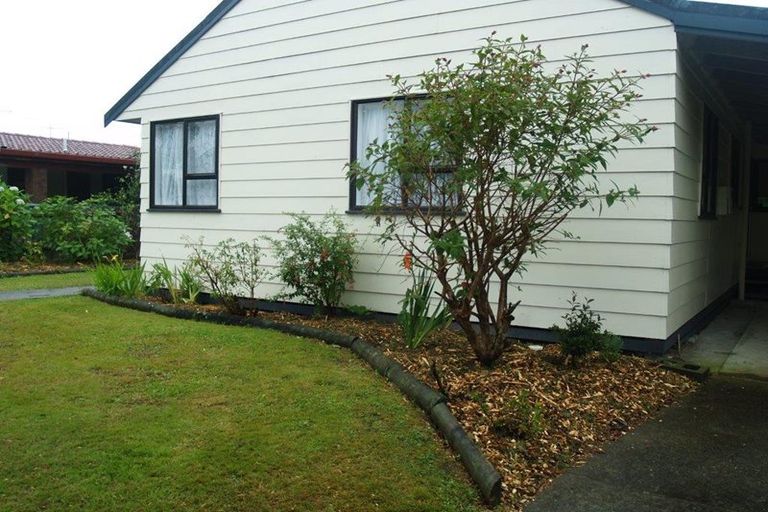 Photo of property in 8 Brandon Street, Otaki, 5512