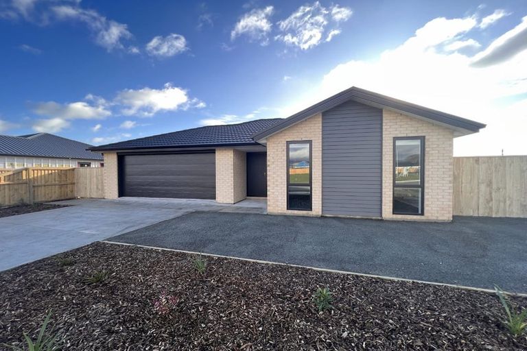 Photo of property in 5a Wexford Crescent, Halswell, Christchurch, 8025