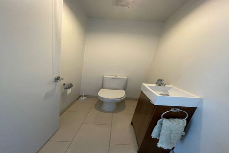 Photo of property in 303 Murphys Road, Flat Bush, Auckland, 2019